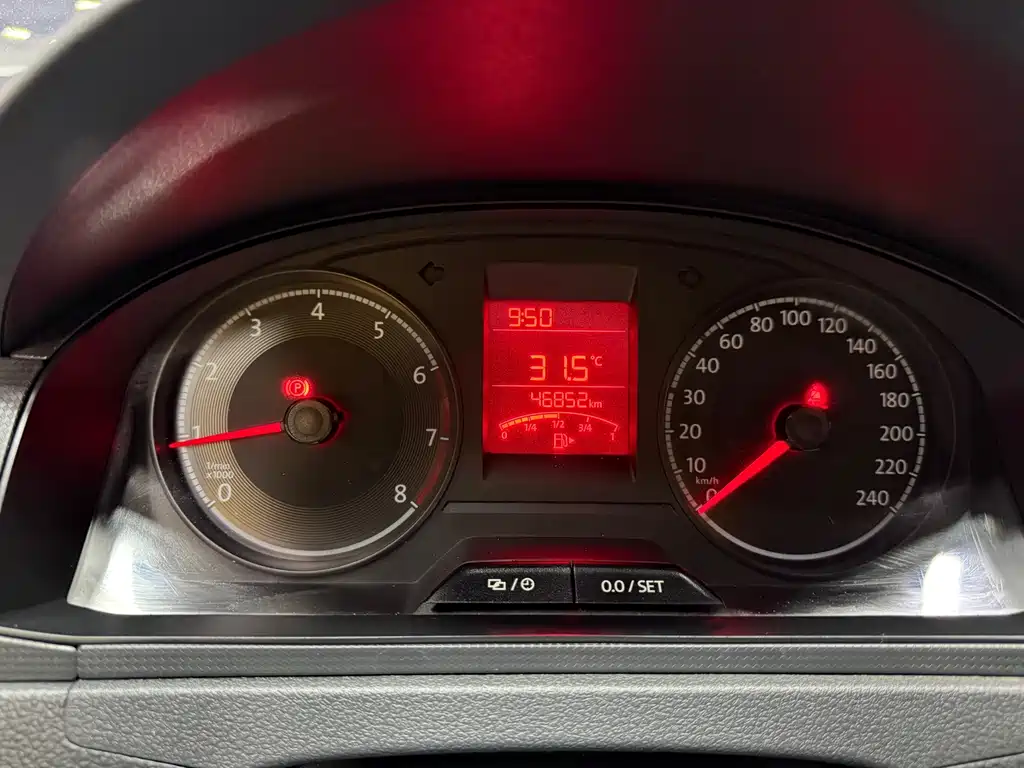 Volkswagen Santana — миниатюра 18