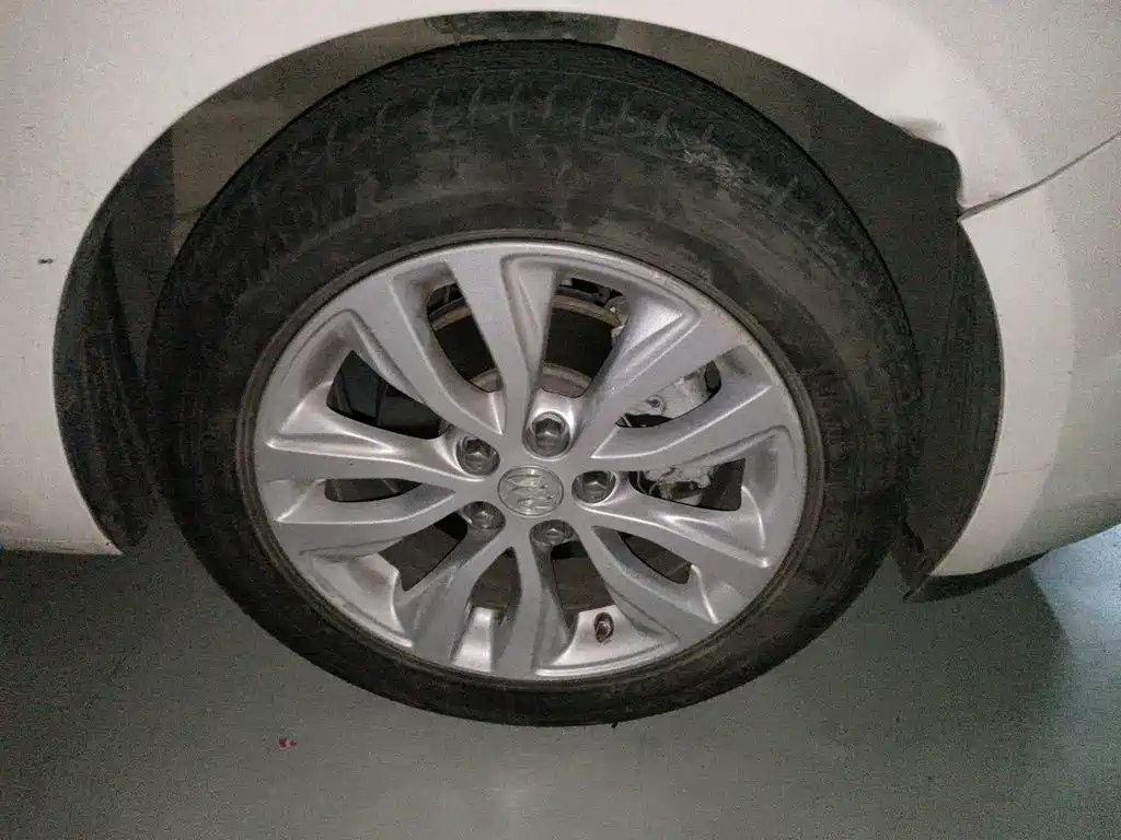 Buick Excelle — миниатюра 24