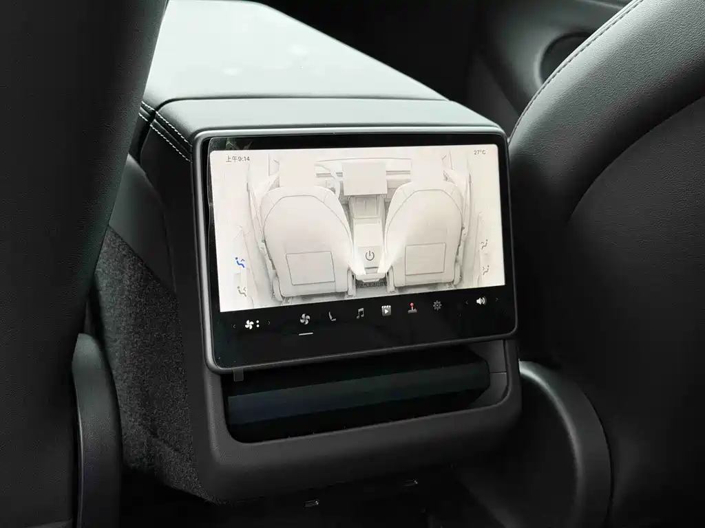 Tesla Model Y — фотографии объявления, Фото 19