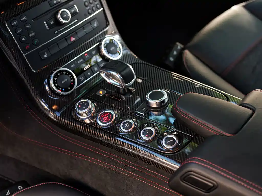 Mercedes-Benz SLS AMG — миниатюра 21