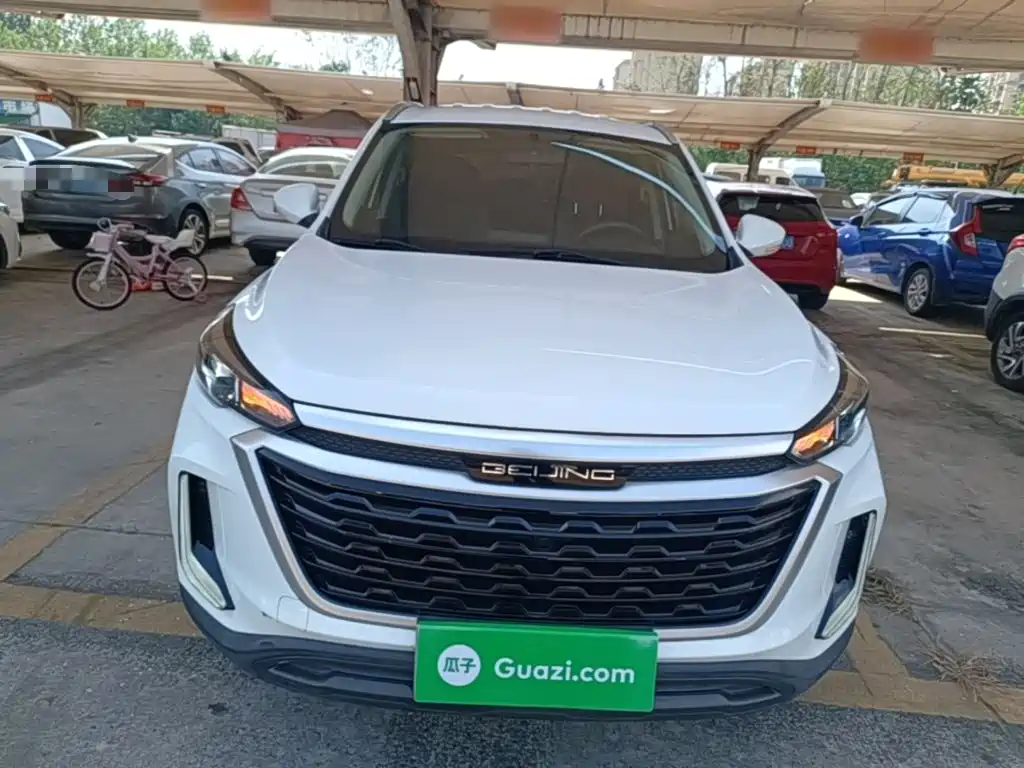 BAIC X3 — миниатюра 3