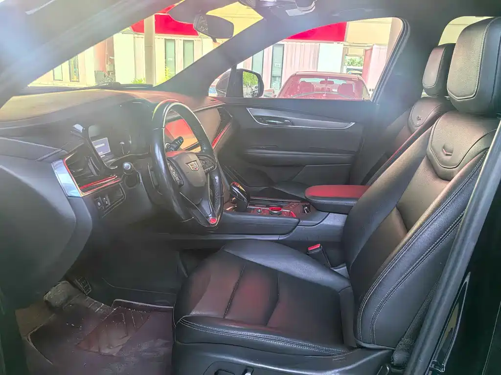 Cadillac XT6 — миниатюра 4