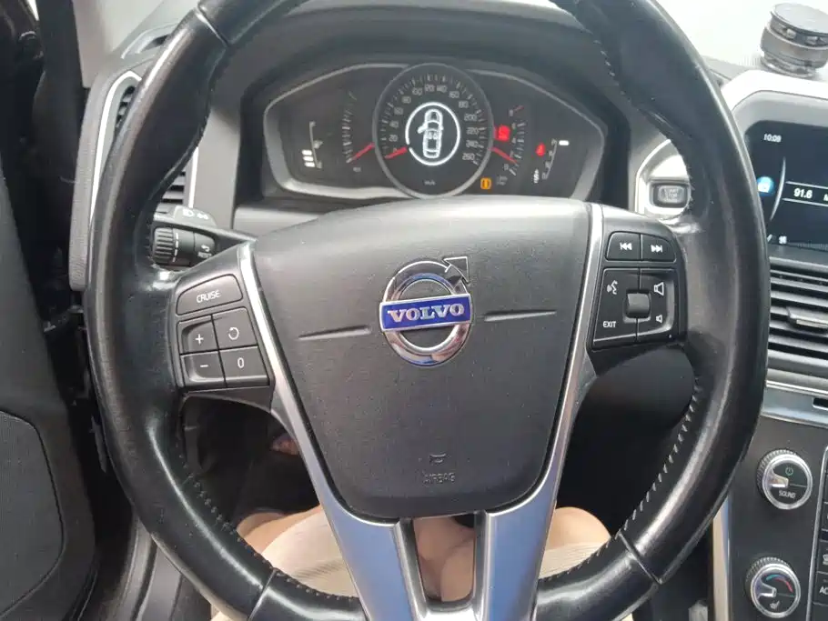 Volvo XC60 (Import) — миниатюра 15