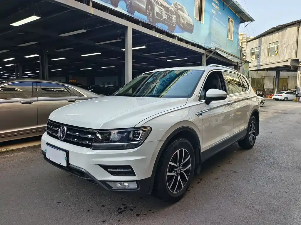 Volkswagen Tiguan L 2018 330TSI Auto 2WD Luxury Edition