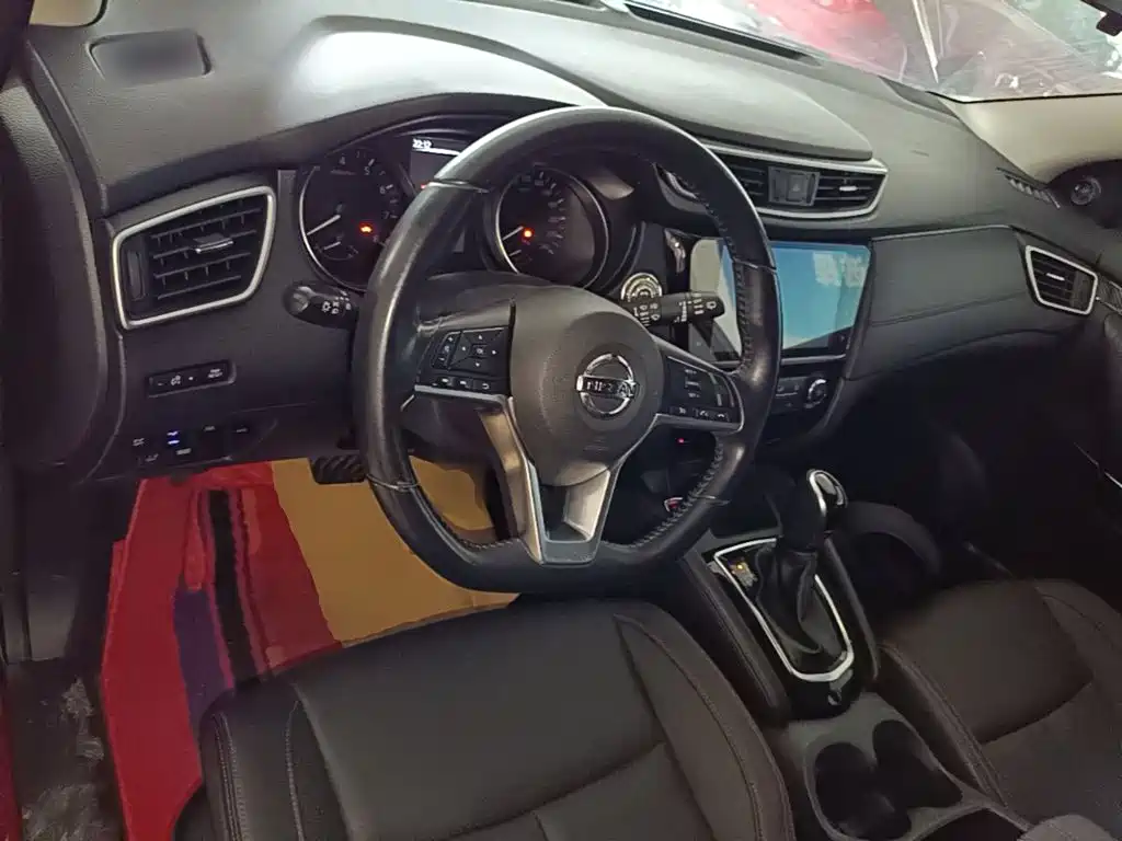 Nissan Qashqai — миниатюра 10