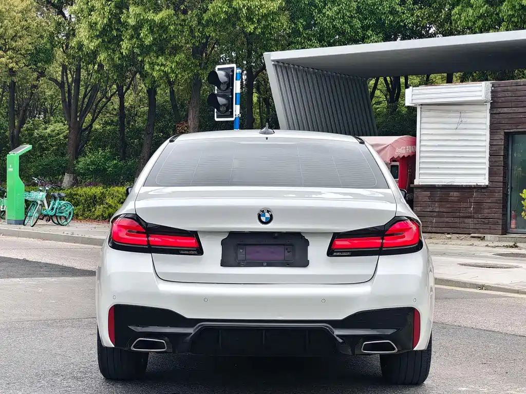 BMW 5 Series 5 2022 525Li M Sport