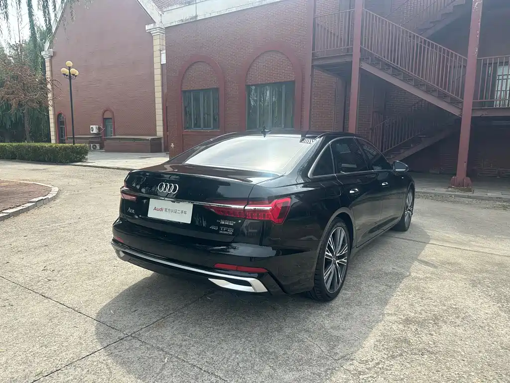 Audi A6L — миниатюра 6