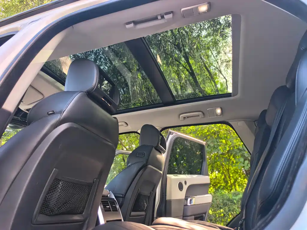 Land Rover Sport — миниатюра 9
