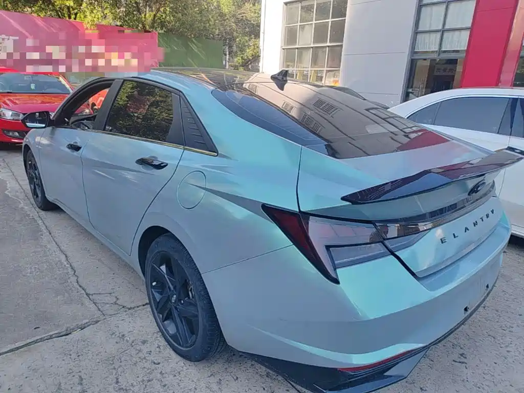 Hyundai Elantra — миниатюра 5