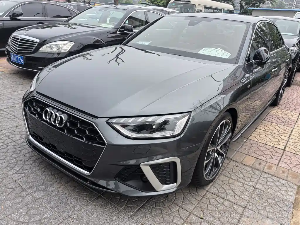 Купить Audi A4L