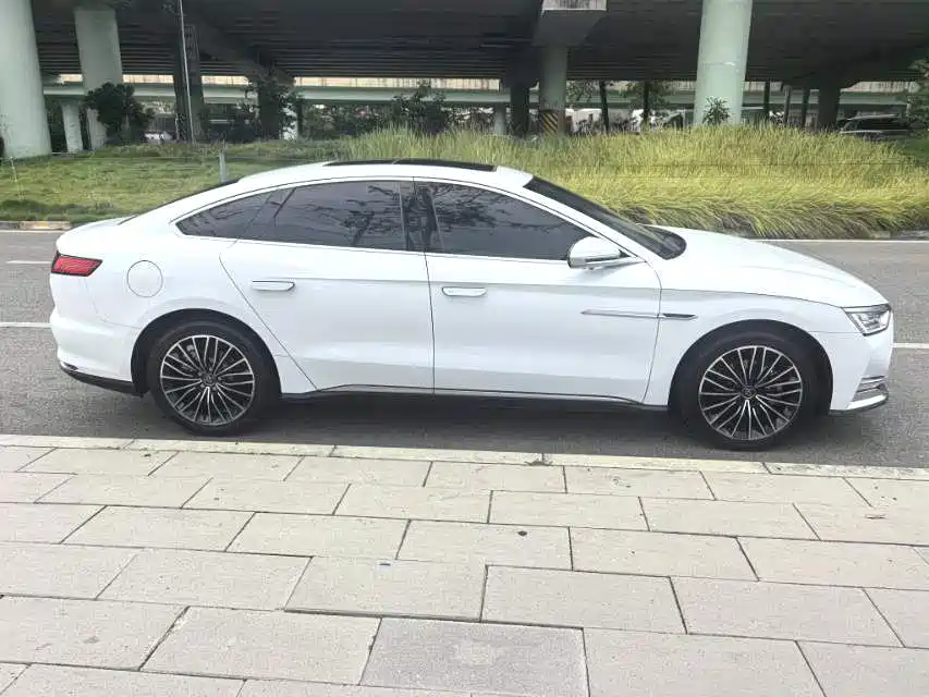 BYD Han — миниатюра 6