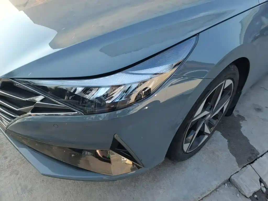 Hyundai Elantra — миниатюра 24