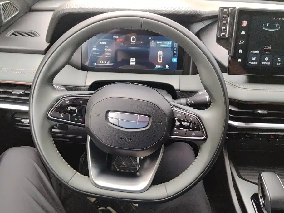 Geely Haoyue L — миниатюра 14