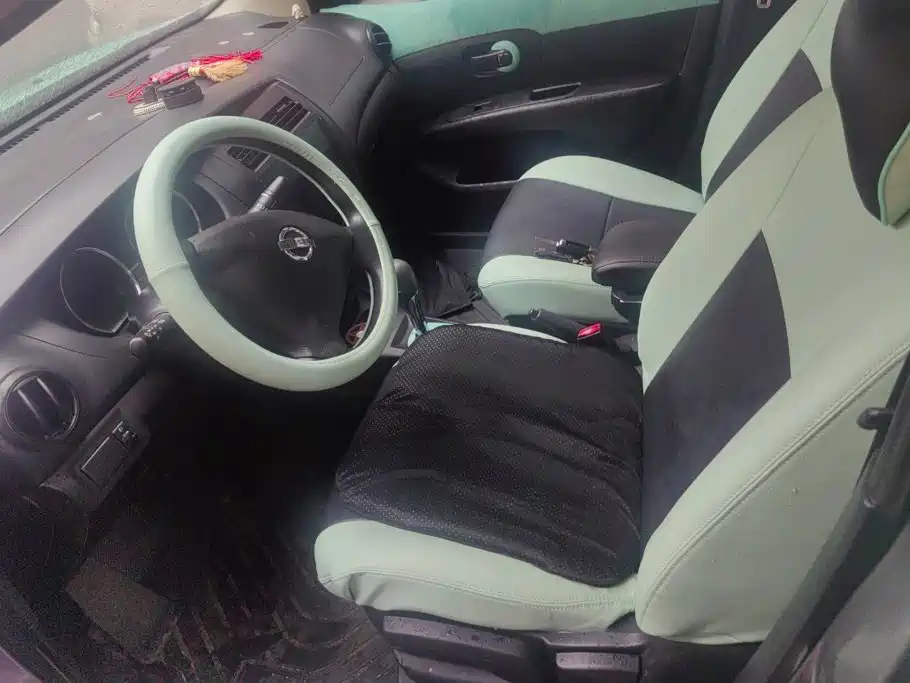 Nissan Livina — миниатюра 9