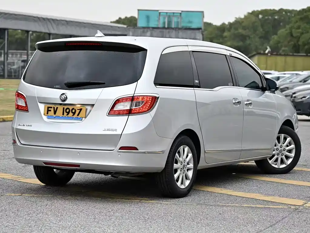 Buick GL8 — миниатюра 15