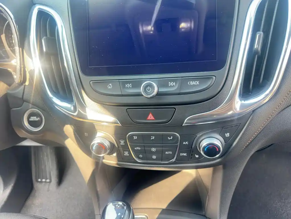Chevrolet Equinox — миниатюра 7