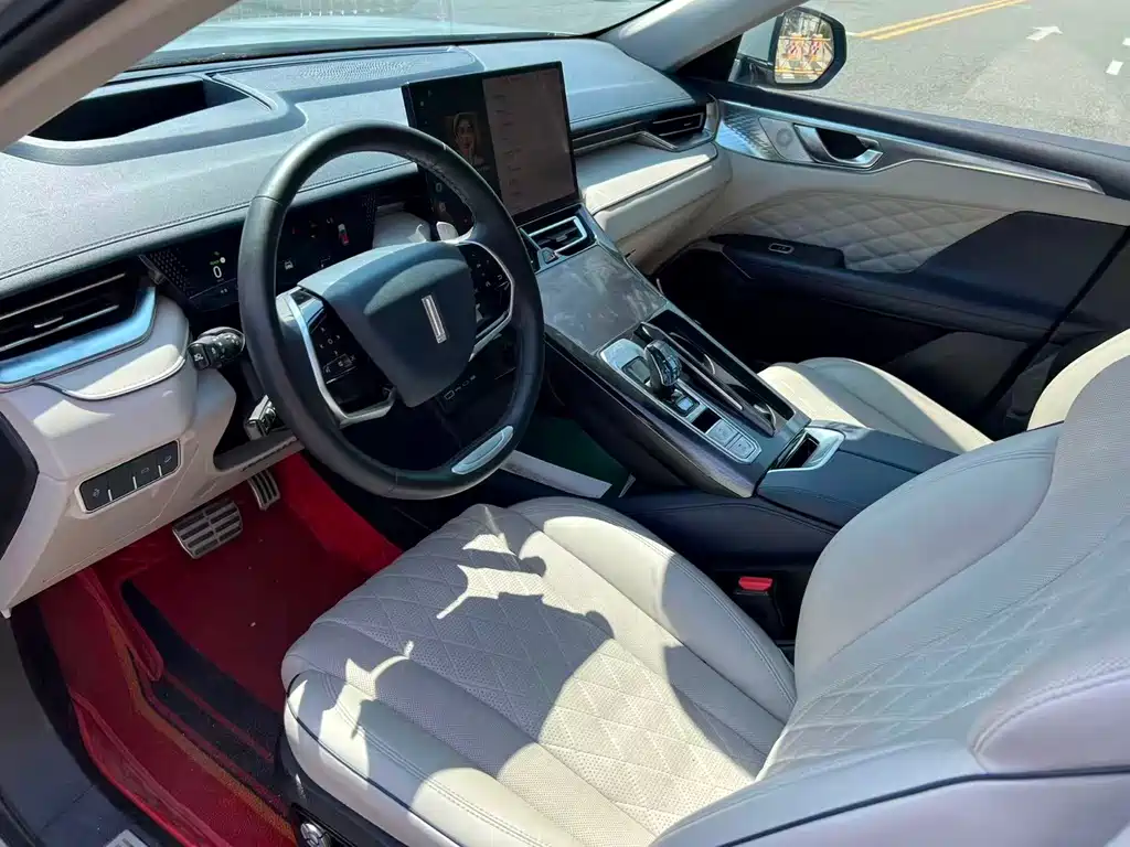 WEI PAI WEI BRAND MOCHA