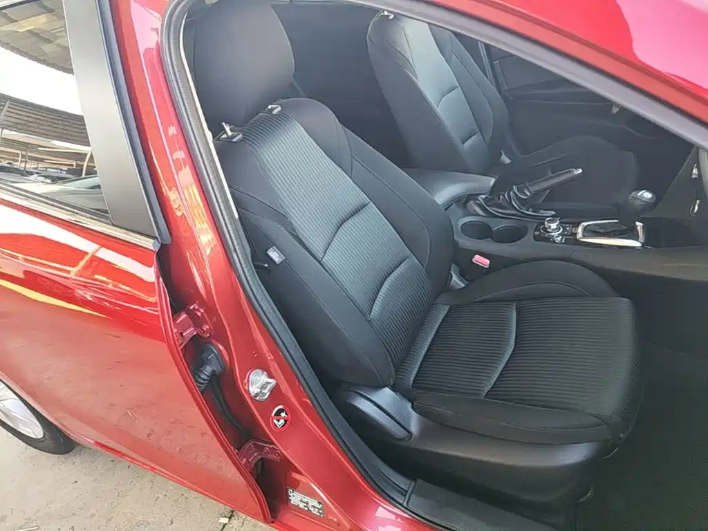 Mazda 3 Axela — миниатюра 25