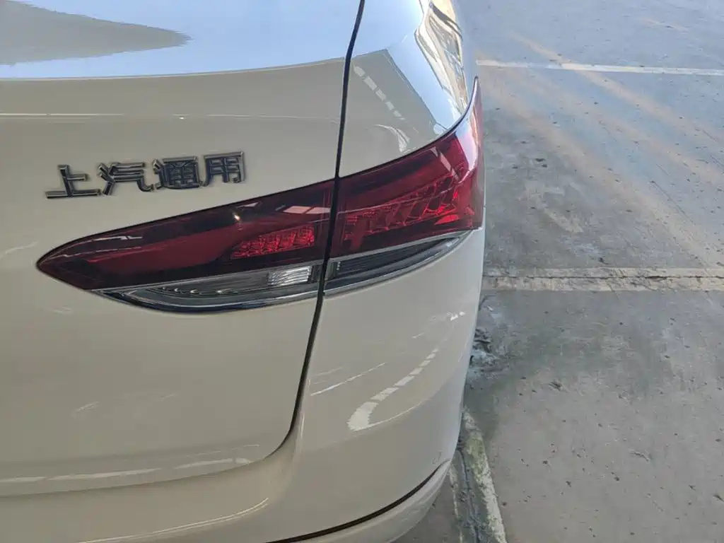 Buick Excelle — миниатюра 8