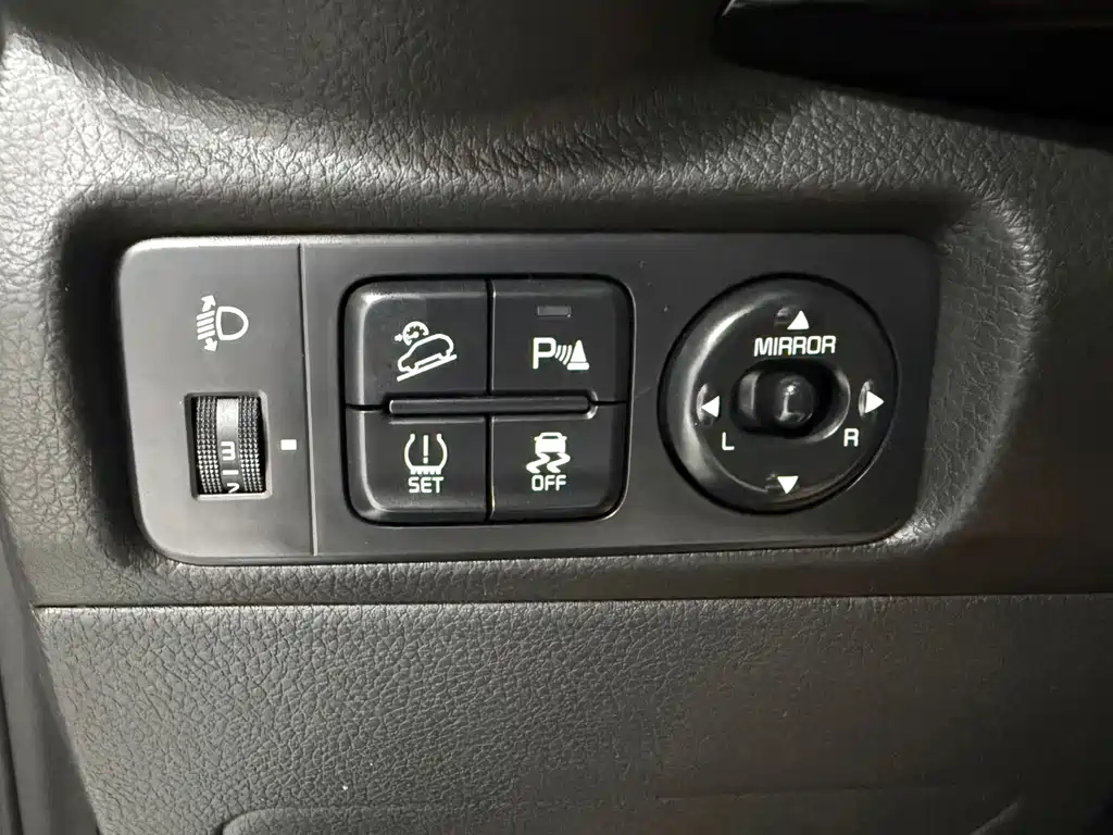 Kia KX1 1.4L CVT Sunroof Model, фото 15