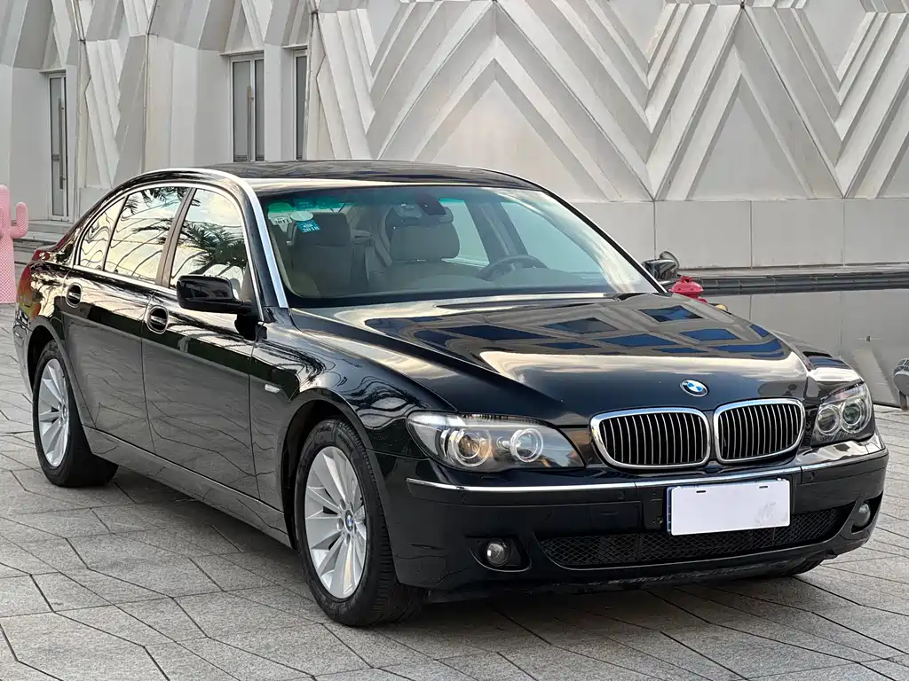 BMW 7 Series 7 2005 730Li