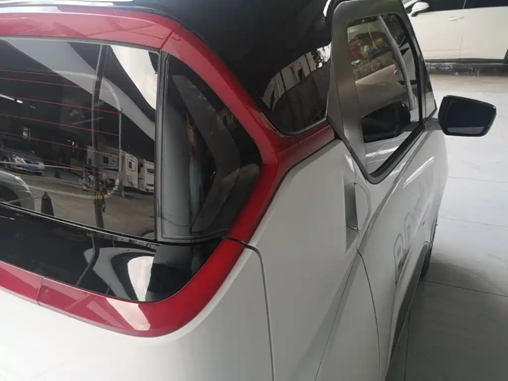 Wuling Nano EV — миниатюра 8