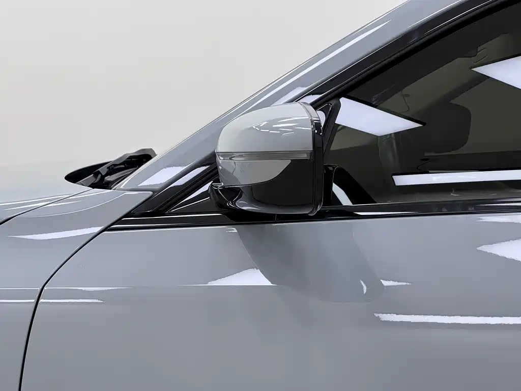 BMW i4 2023 eDrive35