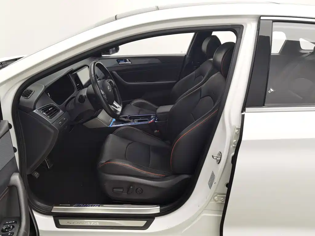 Hyundai Sonata — миниатюра 10