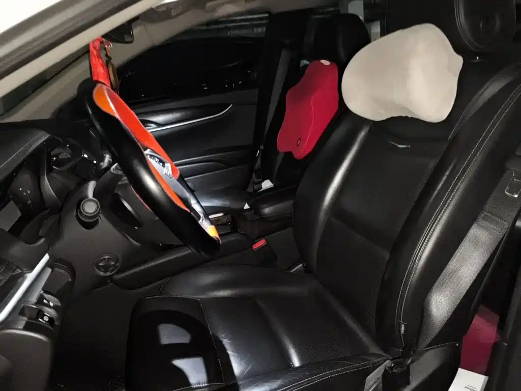 Cadillac XTS — миниатюра 8