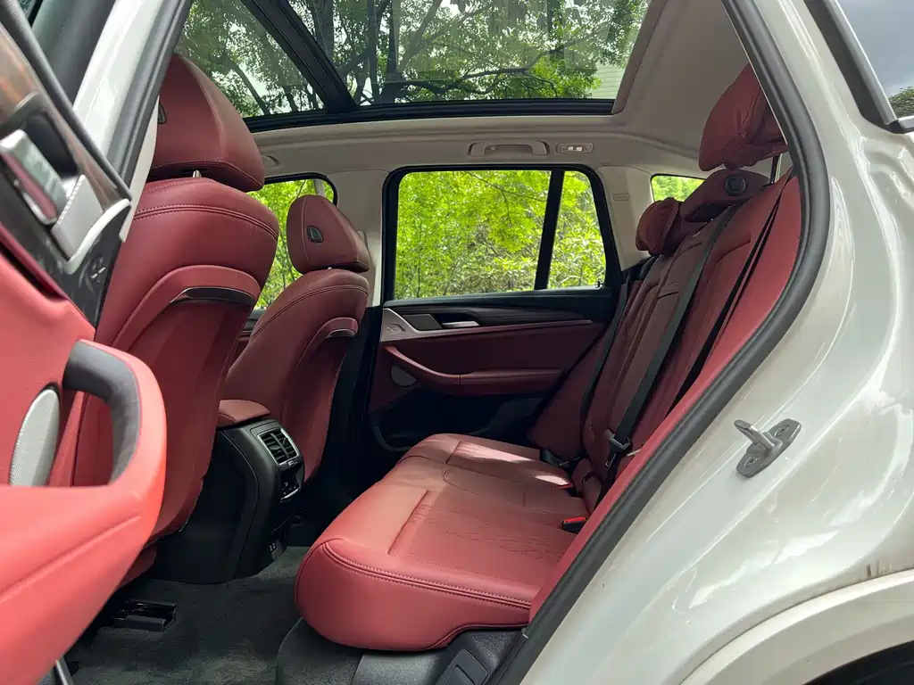 BMW X3 — миниатюра 9