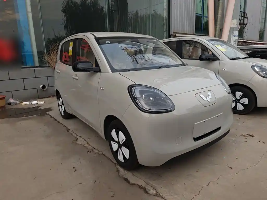 Wuling MINIEV — миниатюра 4