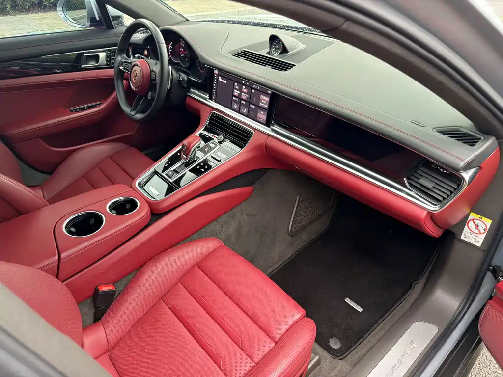 Porsche Panamera — миниатюра 5