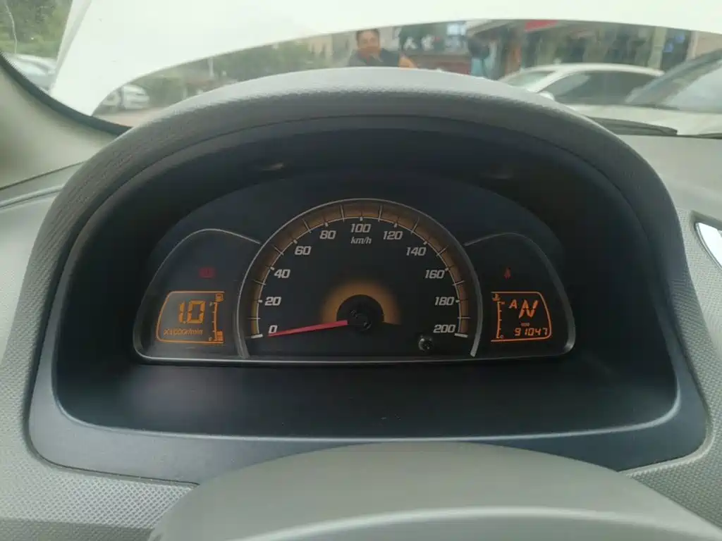 Chevrolet Sail — миниатюра 8