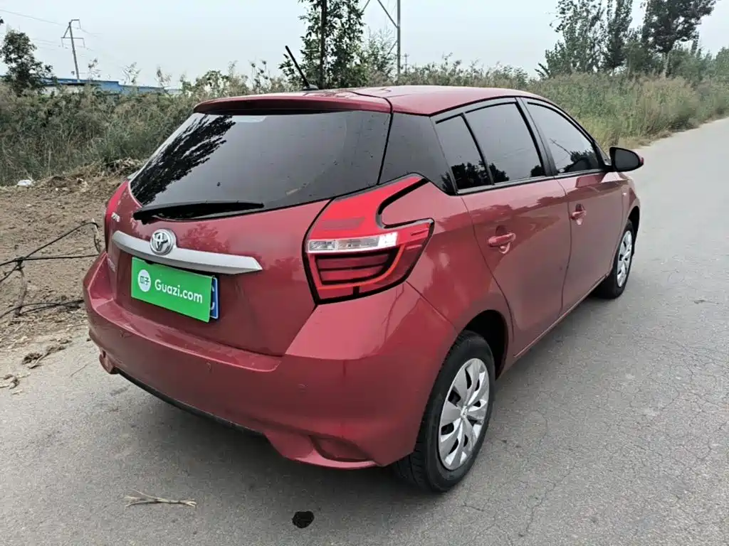 Toyota Yaris L — миниатюра 7