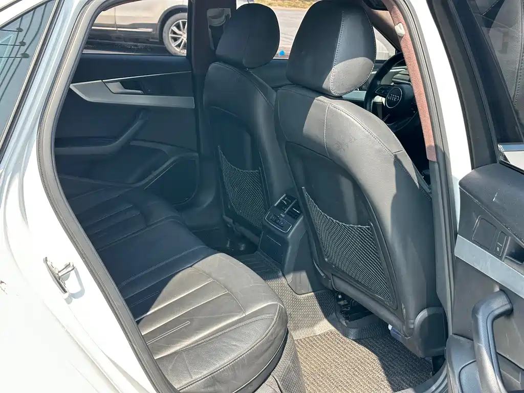 Audi A4L — миниатюра 15