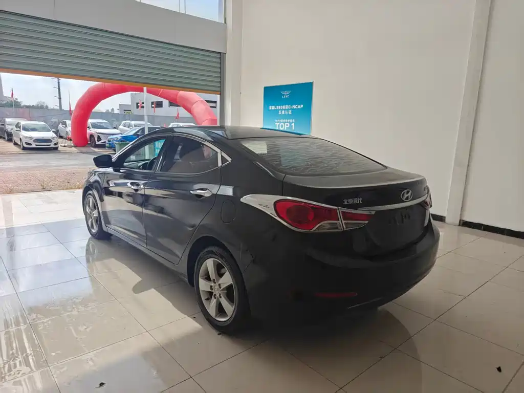 Hyundai Elantra Langdong — миниатюра 14