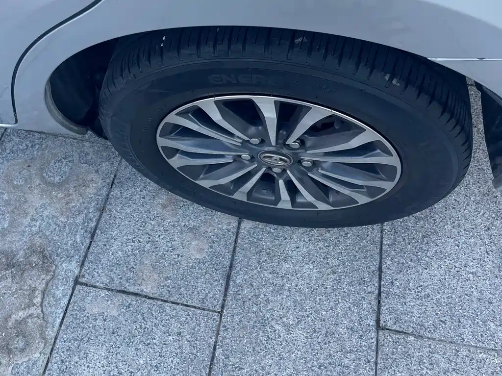 Toyota Corolla — миниатюра 7