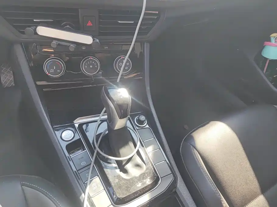 Volkswagen Sagitar — миниатюра 16