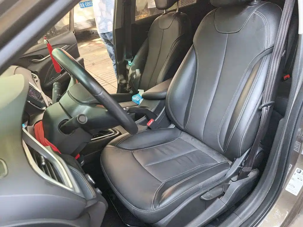 Buick Excelle — миниатюра 11