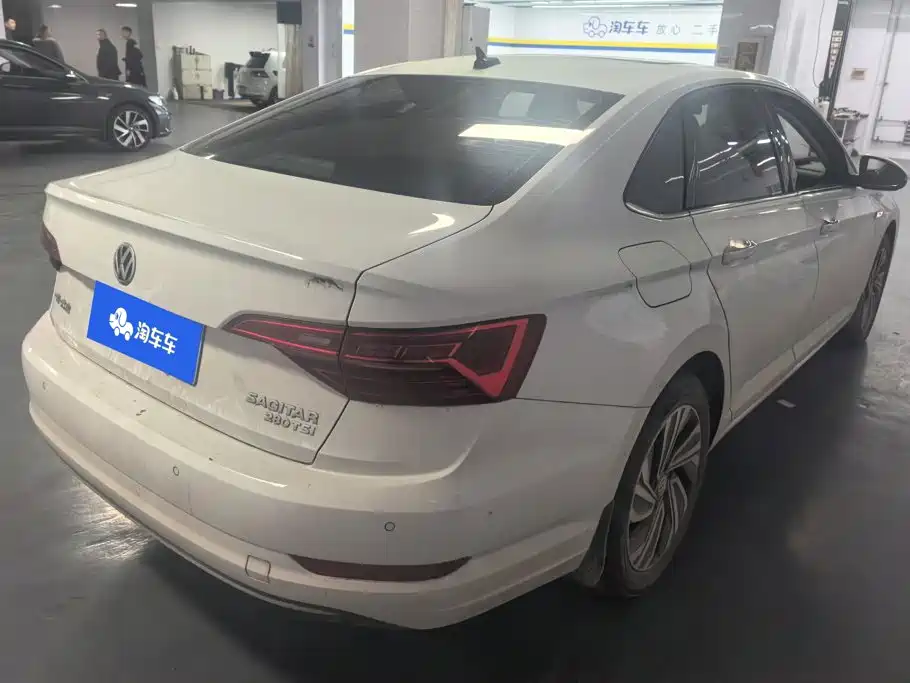 Volkswagen Sagitar — миниатюра 3