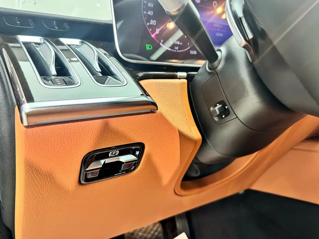 Mercedes-Benz S-Class — миниатюра 15