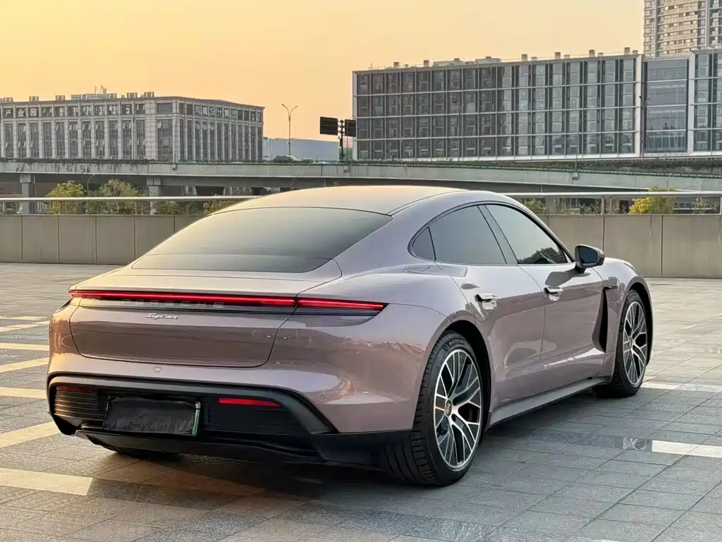 Porsche Taycan 2020 Taycan