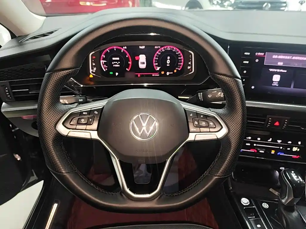 Volkswagen Passat — миниатюра 11