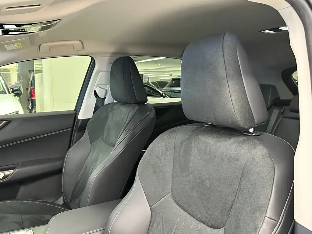 Lexus NX — миниатюра 11