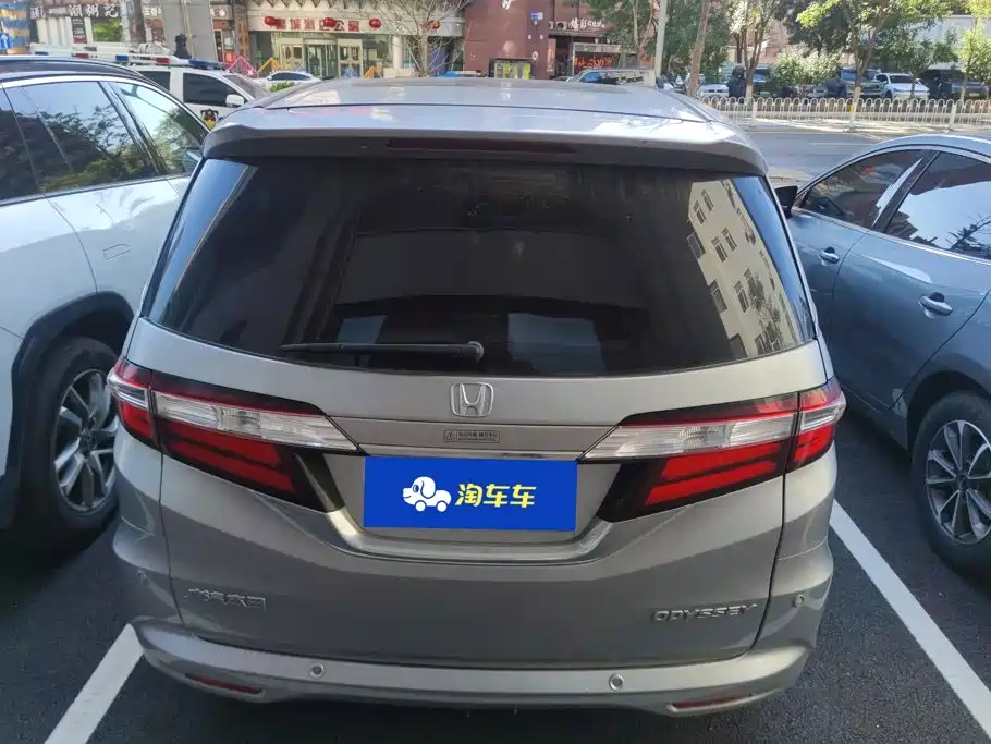 Honda Odyssey — миниатюра 4
