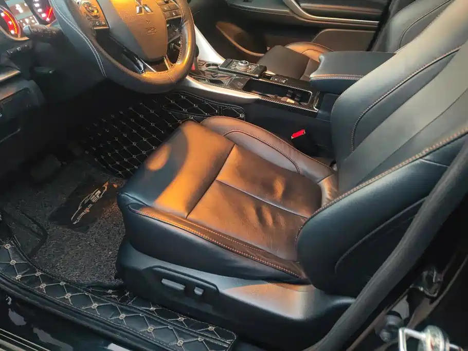 Mitsubishi Eclipse Cross — миниатюра 9