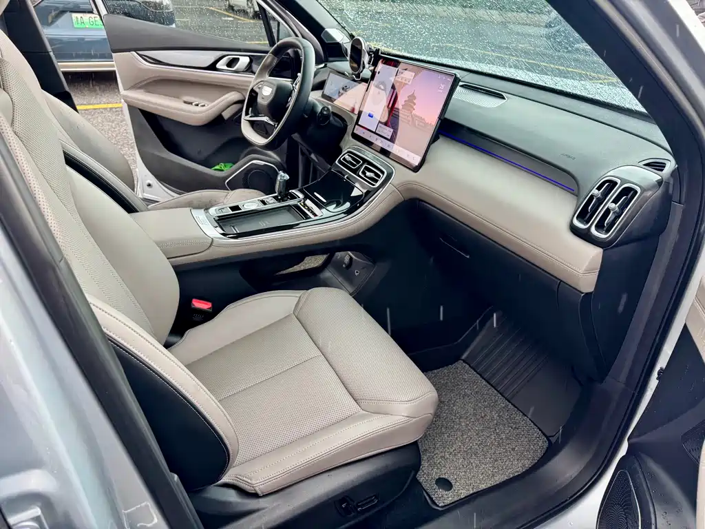 Geely Boyue L — миниатюра 12