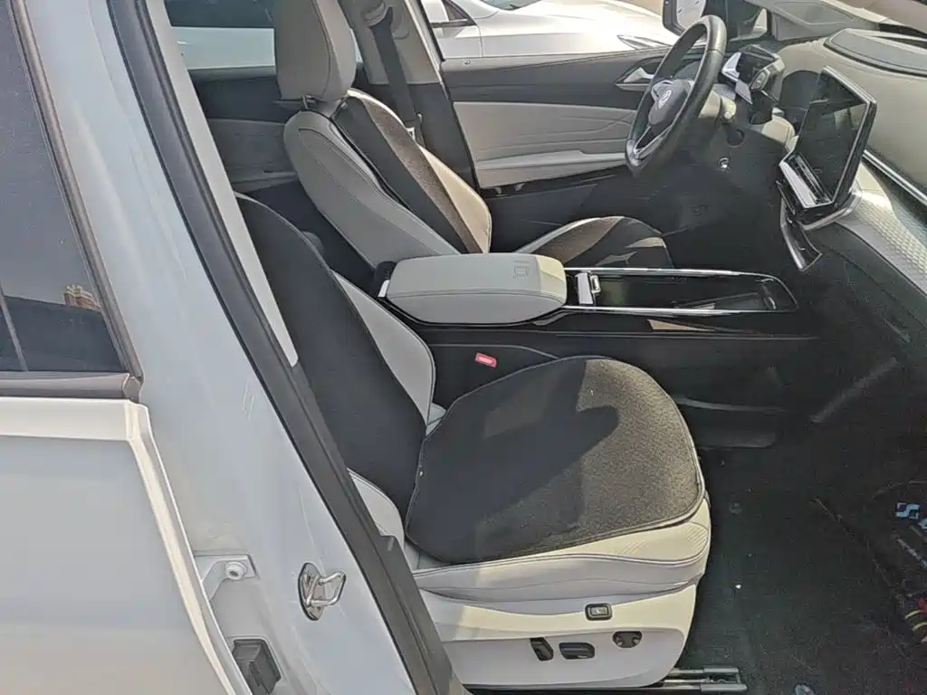 Volkswagen ID.6 X — миниатюра 25