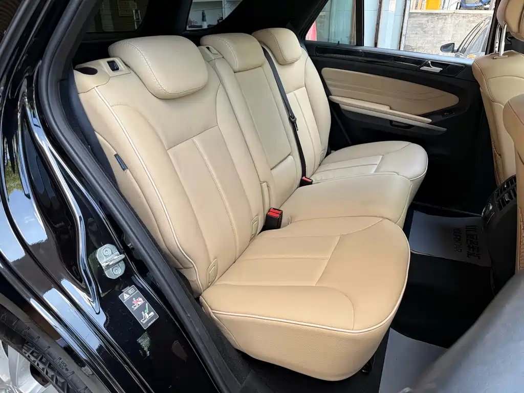 Mercedes-Benz M-Class — миниатюра 23