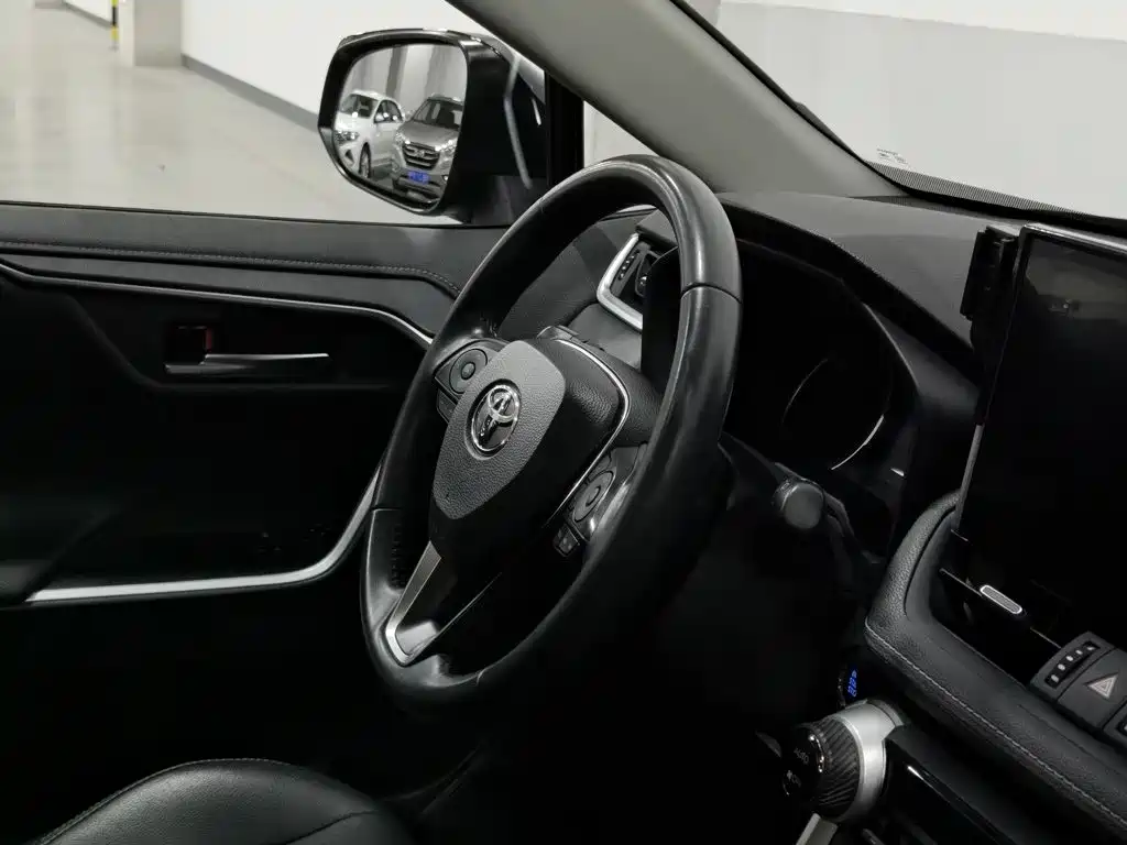 Toyota Wildlander — миниатюра 22